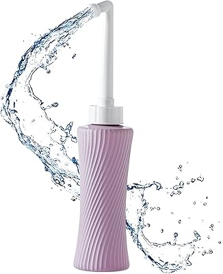 Grande bouteille shattaf portable shattaf adaptée aux voyages et voyages - pulvérisateur d'eau pour siège de toilette manuel - 500 ml - convient aux femmes enceintes. En tant que boutique en ligne généraliste de confiance en Côte d'Ivoire, DIAYTAR COTE D'IVOIRE est déterminée à offrir une expérience d'achat exceptionnelle à ses clients. Nous proposons une sélection extensive de produits, allant des produits alimentaires aux accessoires de beauté, en passant par les produits électroniques et les vêtements. Notre site web est conçu pour être convivial et facile à utiliser, garantissant une navigation agréable pour nos clients.
