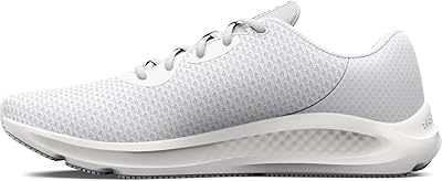 Baskets charged pursuit 3-wht ua pour hommes, (101) blanc/blanc/argent métallique. DIAYTAR COTE D'IVOIRE se distingue par son engagement à offrir une expérience d'achat en ligne de haute qualité à ses clients. La boutique dispose d'une équipe de service client dédiée qui est prête à aider les clients à tout moment. De plus, la boutique utilise des méthodes de paiement sécurisées pour protéger les informations des clients et garantir des transactions sans risque.