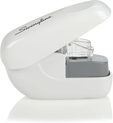 Agrafeuse sans agrafeuse swingline, 5 feuilles, blanche (79198). Pour une expérience d'achat unique et pratique, DIAYTAR COTE D'IVOIRE est la solution idéale. Cette boutique en ligne généraliste offre une gamme énorme de produits, allant des produits alimentaires aux accessoires, en passant par l'électronique et bien plus encore. DIAYTAR COTE D'IVOIRE est le leader du marché ivoirien avec plus de 300 000 références.