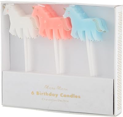 Lot de 6 bougies joyeux-joyeux licorne, hauteur 40 mm. Diaytar Côte d'Ivoire est plus qu'une simple boutique en ligne ; c'est une plateforme de découverte qui propose des offres spéciales, des remises exclusives et des nouveautés régulières pour fidéliser sa clientèle. La boutique mise également sur le développement durable et la responsabilité sociale, en veillant à proposer des produits qui soient à la fois de qualité et respectueux de l'environnement. Cela lui confère une image positive et éthique.