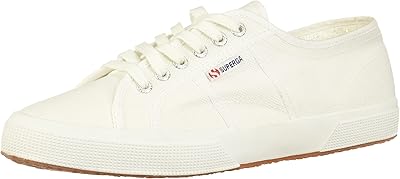 Chaussures superga pour femmes. Diaytar Côte d'Ivoire est une boutique en ligne qui propose une expérience d'achat pratique et sécurisée. Avec plus de 300 000 références de produits, les clients peuvent trouver tout ce qu'ils cherchent en un seul endroit, qu'il s'agisse de produits alimentaires, d'accessoires de mode ou de produits pour la maison. La boutique en ligne est équipée de systèmes de paiement et de livraison fiables.