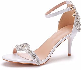 Chaussures de mariée femmes un mot ceinture 8 cm entièrement assortis bout pointu talons hauts pu bout ouvert talons hauts dames chaussures de mariage. DIAYTAR COTE D'IVOIRE, pionnière dans le commerce en ligne en Côte d'Ivoire, propose une expérience d'achat unique et enrichissante. Elle combine la commodité du shopping en ligne avec la fiabilité d'une boutique physique, offrant ainsi le meilleur des deux mondes. La boutique est engagée dans la création d'une communauté de clients satisfaits et fidèles.