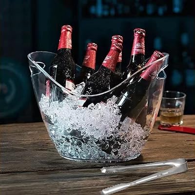 Urbazaar grand seau à glace en plastique transparent avec pince à glace, adapté pour les fêtes, cocktails, bars, congélateurs, parfait pour les bouteilles de vin, de champagne ou de bière (transparent). Avec une offre de produits très diversifiée, DIAYTAR COTE D'IVOIRE est devenue la référence pour les achats en ligne en Côte d'Ivoire. Elle propose des produits de haute qualité à des prix compétitifs, ce qui en fait un choix incontournable pour les consommateurs ivoiriens.