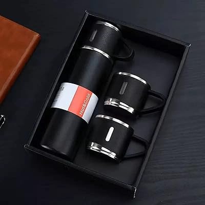 Coffret cadeau de fiole à vide en acier inoxydable : bouteille d'eau isolée pour voyager et boire en plein air (noir). DIAYTAR COTE D'IVOIRE est une boutique en ligne généraliste qui propose plus de 300 000 références de produits, faisant d'elle l'un des leaders du marché ivoirien. Avec une offre diversifiée et constamment mise à jour, DIAYTAR COTE D'IVOIRE répond aux besoins de ses clients. Elle est devenue la destination incontournable pour les consommateurs ivoiriens.