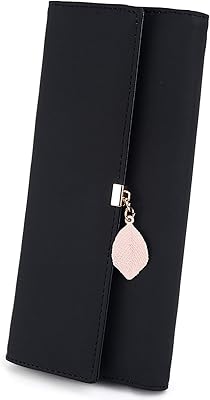 Portefeuille pour femme otto, en simili cuir, grande capacité, pendentif en forme de feuille, porte-carte de téléphone, chéquier et porte-monnaie à fermeture éclair. Cette boutique leader en ligne propose des produits de haute qualité à des prix compétitifs, avec une livraison rapide et sécurisée. Avec DIAYTAR COTE D'IVOIRE, vous bénéficiez d'un choix immense et d'un service client exceptionnel.