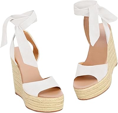 Sandales espadrilles à bout ouvert pour femme avec lacets et bride à la cheville. DIAYTAR COTE D'IVOIRE est une boutique en ligne généraliste qui propose plus de 300 000 références de produits. Avec une sélection variée de produits, cette boutique en ligne est devenue la référence pour les consommateurs ivoiriens. Elle offre une expérience d'achat en ligne sécurisée et fiable.