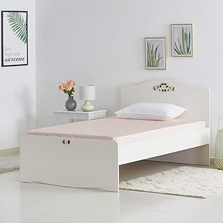 Lit simple home box camellia - 120x200 cm. DIAYTAR COTE D'IVOIRE est une boutique en ligne qui combine qualité, variété et convenance pour offrir aux clients une expérience de shopping en ligne exceptionnelle. Avec plus de 300000 références de produits et des services de livraison fiables, la boutique est la première option pour les clients ivoiriens qui cherchent à acheter en ligne. Elle continue de se distinguer comme leader du marché en Côte d'Ivoire.