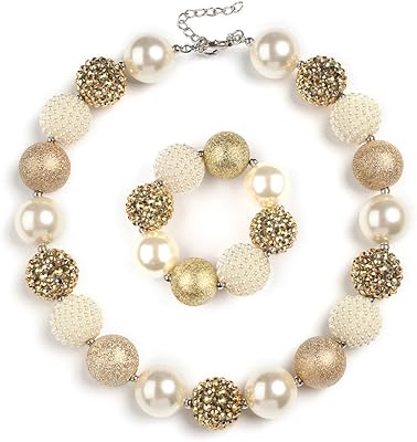 Collier épais bubblegum, perles dorées tendance, ensemble de bijoux pour enfants avec bracelet, acrylique, sans pierres précieuses, acrylique, sans pierres précieuses. DIAYTAR COTE D'IVOIRE représente une référence pour le commerce électronique en Côte d'Ivoire, offrant une plateforme conviviale où les clients peuvent trouver des produits de toutes catégories. Avec plus de 300 000 références à disposition, les clients ont l'opportunité de comparer et de choisir les produits qui répondent le mieux à leurs besoins spécifiques. La boutique en ligne garantit également une sécurité de transaction et des garanties pour les produits achetés.