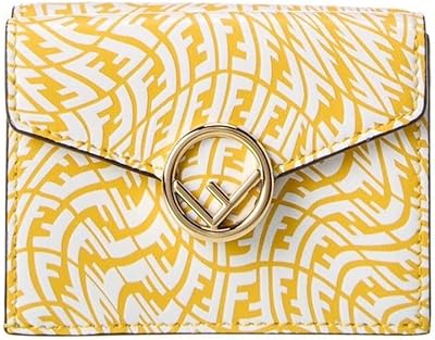 Fendi f petit portefeuille à trois volets imprimé vertigo en cuir jaune 8m0395, mimosa, trifold, mimosa, trifold. DIAYTAR COTE D'IVOIRE est plus qu'une boutique en ligne, c'est une expérience de shopping innovante et divertissante. Nous nous engageons à vous offrir les dernières tendances et les produits les plus populaires, ainsi que des promotions et des offres spéciales pour vous faire économiser de l'argent.