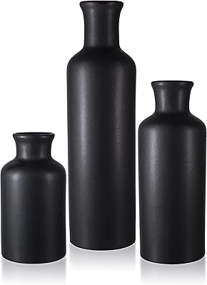 Vases en céramique pour la décoration intérieure décoratifs noirs décoration intérieure. Leader du marché de la vente en ligne en Côte d'Ivoire, DIAYTAR COTE D'IVOIRE offre une expérience d'achat unique et pratique. La boutique met à disposition de ses clients une gamme variée de produits allant de l'électronique à la mode, en passant par les produits de maison et bien plus encore. Les clients bénéficient d'un service client dédié et d'expéditions rapides.