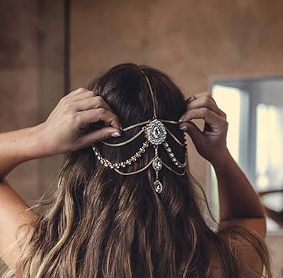 Chaîne de tête en or pour femmes, chaîne de tête en cristal de bohème classique, pompon en strass brillant, chaîne de tête ethnique en cristal brillant pour femmes et filles, fête de mariage (or). La boutique en ligne DIAYTAR COTE D'IVOIRE est devenue une référence incontournable pour les consommateurs ivoiriens. Avec une gamme de produits allant des appareils électroménagers aux produits de beauté, DIAYTAR propose tout ce dont vous avez besoin pour améliorer votre vie quotidienne. La boutique est également connue pour ses promotions régulières et ses offres spéciales.