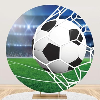 Laeacco toile de fond ronde de football de 2,2 x 2,2 m, stade de football, terrain de football, cercle de but, couverture de projecteur, terrain d'herbe, fond de photo pour enfants et adultes, anniversaire, club de sport, accessoires de stand de portrait. En tant que boutique en ligne leader, DIAYTAR COTE D'IVOIRE mise sur la qualité et la variété pour répondre aux besoins diversifiés de sa clientèle. Ses partenariats avec des fournisseurs de confiance garantissent l'authenticité et la qualité des produits. Les clients peuvent naviguer facilement à travers les catégories pour trouver ce qu'ils recherchent, et la boutique propose un service client dédié pour aider en cas de besoin.