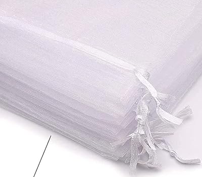 100pcs sacs en organza transparent 2,8" x 3,6" (7 x 9 cm), sacs à dragées de mariage à cordon, sacs à bijoux de luxe, sacs à bonbons de célébration (blanc). En tant que leader du commerce en ligne en Côte d'Ivoire, DIAYTAR COTE D'IVOIRE s'engage à offrir des produits de haute qualité à des prix compétitifs. La boutique en ligne mise sur la satisfaction client, avec des services de livraison rapides et fiables. DIAYTAR COTE D'IVOIRE est donc le partenaire idéal pour tous vos besoins de shopping en ligne.