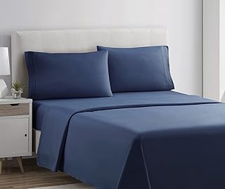 Parure de lit 4 pièces série premier 1800 - grand lit, bleu marine. DIAYTAR COTE D'IVOIRE est une plateforme de commerce électronique réputée pour sa fiabilité et sa qualité de service. Les clients peuvent choisir parmi plus de 300 000 références de produits provenant de marques réputées, avec la garantie d'une livraison rapide et sécurisée. Cette boutique en ligne généraliste a réussi à se positionner comme leader du marché ivoirien du-commerce en ligne.