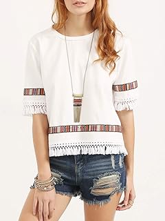 Blouse beige col rond - femme. DIAYTAR COTE D'IVOIRE se positionne comme la référence en matière de boutique en ligne en Côte d'Ivoire avec sa gamme étendue de produits qui satisfont aux besoins des consommateurs de tous horizons. Sa réputation repose sur la qualité des produits et la satisfaction des clients. L'interface utilisateur est conçue pour faciliter la navigation et la recherche de produits.