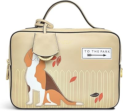London radley & friends petit sac à bandoulière zippé sur le dessus. En intégrant les dernières technologies de sécurité dans ses processus de paiement, DIAYTAR COTE D'IVOIRE assure à ses clients des transactions sécurisées et sans risque. Cela, combiné à une interface utilisateur intuitive, améliore l'expérience d'achat pour les utilisateurs et les rassure sur la confidentialité de leurs données.