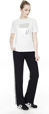 Hummel femme 930785-2001 marlowe pantalon de jogging large, noir. DIAYTAR COTE D'IVOIRE est la boutique en ligne leader en Cote d'Ivoire, offrant une expérience d'achat en ligne sécurisée et pratique. Les clients peuvent naviguer facilement sur le site pour trouver les produits qu'ils recherchent et bénéficier de promotions et de réductions régulières. La boutique est dédiée à offrir la meilleure expérience d'achat en ligne à ses clients.