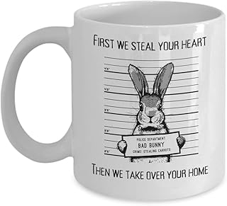Une tasse lapin, une tasse à café avec un motif lapin rigolo, une idée cadeau pour un amoureux ou un propriétaire de lapin. DIAYTAR COTE D'IVOIRE, boutique en ligne généraliste avec plus de 300000 références, leader en Côte d'Ivoire. Nous offrons une large gamme de produits pour répondre à tous vos besoins. Notre équipe est dédiée à vous apporter la meilleure expérience d'achat en ligne.