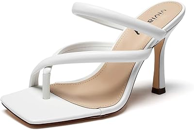 Sandales à talons aiguilles pour femmes, faciles à porter avec des bretelles croisées. Avec une offre sans précédent de plus de 300 000 références, DIAYTAR COTE D'IVOIRE est la boutique en ligne généraliste qui répond le mieux aux besoins des consommateurs ivoiriens. La boutique propose des produits de haute qualité à des prix compétitifs, et offre une expérience d'achat en ligne rapide, sécurisée et conviviale.