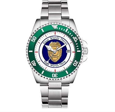 Montre pour hommes de fans de police montre de luxe à quartz rotatif en acier inoxydable argenté avec insigne de lieutenant de police (bleu). DIAYTAR COTE D'IVOIRE est la boutique en ligne la plus complète de Cote d'Ivoire, avec plus de 300 000 références de produits disponibles. Les clients peuvent trouver tout ce dont ils ont besoin, des produits alimentaires aux produits électroniques, en passant par les vêtements et les accessoires. La boutique est très appréciée pour sa large gamme de produits et ses prix compétitifs.