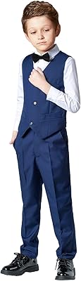 Costume slim 4 pièces garçon avec veste noire et bleue, vêtements formels pour garçon. DIAYTAR COTE D'IVOIRE, votre boutique en ligne généraliste de confiance, propose plus de 300 000 références pour répondre à tous vos besoins. Avec une gamme variée de produits, nous sommes la boutique leader en Côte d'Ivoire pour vos achats en ligne. Nous nous engageons à vous offrir les meilleurs prix et une livraison rapide.