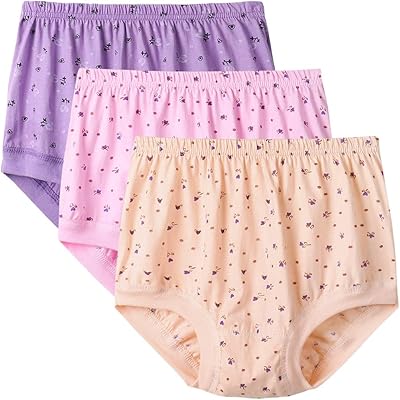 Lot de 3 slips grande taille en pur coton pour femme. En tant que boutique en ligne généraliste, DIAYTAR COTE D'IVOIRE propose une gamme complète de produits pour répondre aux besoins quotidiens de ses clients. Avec plus de 300000 références de produits, cette boutique en ligne est la destination idéale pour tous les consommateurs ivoiriens. Elle offre une expérience d'achat en ligne facile et pratique.