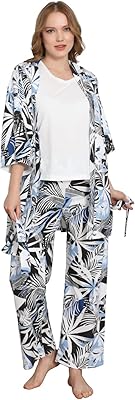 Ensemble 3 pièces en coton turc, vêtements de nuit, pantalon et haut de pyjama pour femme. DIAYTAR COTE D'IVOIRE est une boutique en ligne généraliste qui propose plus de 300 000 références de produits, rendant ainsi la vie des Ivoiriens plus facile. Elle offre une large gamme de produits allant des électroniques aux produits alimentaires, en passant par les vêtements et les accessoires. C'est la boutique en ligne leader en Côte d'Ivoire.