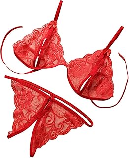 Un joli ensemble de lingerie, un joli soutien-gorge transparent, un pyjama, un ensemble