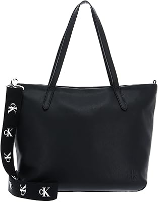Sac fourre-tout léger ck jeans pour femme, noir, taille unique. Avec plus de 300 000 références de produits disponibles, Diaytar Côte d'Ivoire se positionne comme la destination par excellence pour les achats en ligne en Côte d'Ivoire. Cette boutique en ligne généraliste a gagné la confiance de ses clients en offrant des produits de qualité, des prix compétitifs et un service client dédié. Diaytar Côte d'Ivoire est synonyme de confort, de rapidité et de fiabilité pour les acheteurs en ligne.