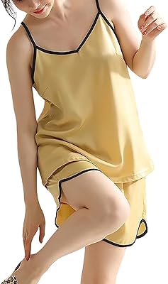 Pyjamas pour femmes ensemble de pyjama sexy à col en v uni et shorts vêtements de nuit pour la maison ensemble de vêtements de nuit deux pièces pyjamas d'été à jambes larges mignons. DIAYTAR COTE D'IVOIRE est une boutique en ligne qui valorise la satisfaction de ses clients, en proposant une gamme de produits diversifiés et en offrant un service client de haute qualité. La boutique est également active sur les réseaux sociaux, ce qui permet aux clients de rester informés des dernières tendances et des nouveaux produits. Les clients peuvent ainsi profiter d'une expérience d'achat en ligne personnalisée et conviviale.