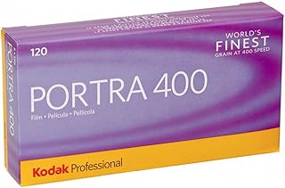Kodak portra 400 professional iso 400, 120 mm, film négatif couleur (5 rouleaux par paquet). DIAYTAR COTE D'IVOIRE propose une navigation facile et intuitive, permettant aux clients de trouver rapidement les produits qu'ils recherchent. La boutique est également accessible sur mobile, ce qui permet aux clients de faire des achats en ligne où qu'ils soient. Les clients peuvent ainsi profiter d'une expérience d'achat en ligne confortable et pratique.