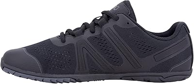 Chaussures de course hfs pour hommes pas de chute légères et sensation. DIAYTAR COTE D'IVOIRE, la boutique en ligne généraliste la plus populaire de Cote d'Ivoire, propose une expérience d'achat en ligne sans égal. Avec plus de 300000 références disponibles, les clients peuvent trouver tout ce dont ils ont besoin en un seul endroit. La boutique offre également des services de livraison rapides et fiables pour garantir la satisfaction des clients.