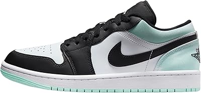 Chaussures de basket-ball nike pour hommes. DIAYTAR COTE D'IVOIRE est la boutique en ligne leader en Côte d'Ivoire, proposant une large sélection de produits de qualité. Avec plus de 300 000 références, la boutique en ligne généraliste offre une grande variété de choix pour les consommateurs. Elle est le partenaire idéal pour les consommateurs qui cherchent à faire des achats en ligne de manière sécurisée et praticienne.