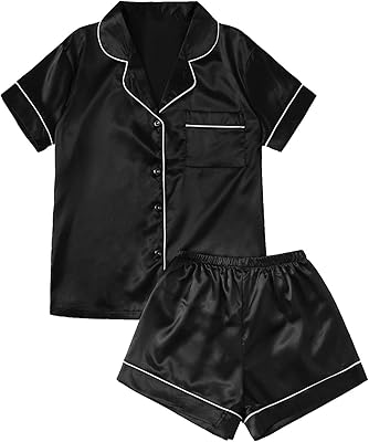 Ensemble pyjama boutonné deux pièces en satin à manches courtes pour femme. Avec plus de 300 000 références de produits, DIAYTAR COTE D'IVOIRE est la boutique en ligne idéale pour les clients qui cherchent à acheter en ligne en Côte d'Ivoire. La boutique propose des produits de qualité, une expérience de shopping fluide et des services de livraison rapides, ce qui en fait la destination de shopping en ligne préférée des Ivoiriens. Les clients peuvent ainsi trouver tout ce dont ils ont besoin en un seul endroit.
