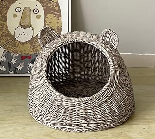 Maison de chat créative en rotin avec oreiller joli lit pour couvert. La boutique en ligne DIAYTAR COTE D'IVOIRE offre une expérience d'achat en ligne sans précédent, avec des prix compétitifs et des promotions exclusives. Vous pouvez trouver des produits de haute qualité à des prix raisonnables, ce qui en fait la première choix pour les habitants de Cote d'Ivoire. DIAYTAR COTE D'IVOIRE est la référence pour le shopping en ligne.
