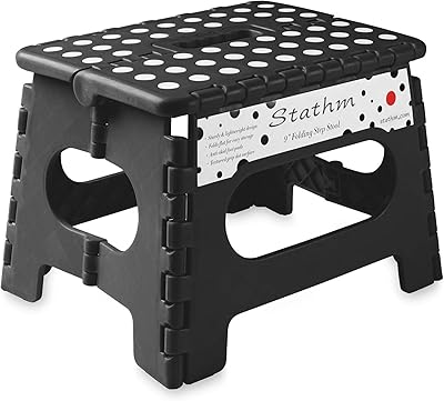 Chaise pliante statham avec poignée pour enfants et adultes - chaise pliante en plastique robuste pour cuisine, jardin, intérieur et extérieur (noir). Avec une offre produit très large, DIAYTAR COTE D'IVOIRE répond aux besoins de tous les consommateurs ivoiriens. Elle propose des produits à des prix compétitifs et offre des promotions régulières. C'est la destination idéale pour faire des achats en ligne.