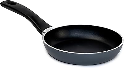 Mini poêle à frire wilson antiadhésive en aluminium, taille 14 cm - sauteuse - gris et bleu. Chez Diaytar Côte d'Ivoire, nous nous efforçons de rendre votre expérience d'achat en ligne aussi pratique et agréable que possible. Avec plus de 300 000 références disponibles, vous pouvez facilement trouver ce que vous cherchez dans notre boutique en ligne. Nous vous offrons des prix compétitifs, des promotions régulières et un service client de haute qualité.