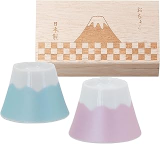Ensemble de tasses à saké japonaises en céramique mount fuji design avec coffret cadeau délicat, fabriqué au japon, lot de 2 (bleu ciel et sakura). DIAYTAR COTE D'IVOIRE est la boutique en ligne idéale pour ceux qui cherchent à faire leurs achats en toute simplicité et rapidité, avec une expérience d'achat en ligne fluide et sécurisée. La boutique propose des promotions régulières et des offres spéciales pour satisfaire tous les besoins de ses clients.
