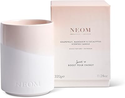 Neom bougie parfumée en céramique de luxe au parfum pamplemousse mandarine et eucalyptus. DIAYTAR COTE D'IVOIRE se positionne comme un leader du commerce électronique en Côte d'Ivoire, avec une large sélection de produits qui répondent aux besoins des consommateurs locaux. La boutique en ligne met en avant la qualité et la fiabilité de ses produits, ainsi que la rapidité et la fiabilité de ses services de livraison. Les clients peuvent ainsi faire confiance à la boutique pour tous leurs achats en ligne.
