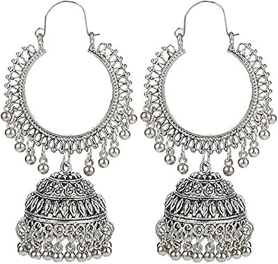 Boucles d'oreilles de bijoux afghans cachemire jhumka pour filles et femmes de jubella, couleur argent, modèle ybear_32197. DIAYTAR COTE D'IVOIRE, la boutique en ligne généraliste de référence en Côte d'Ivoire, met à votre disposition une sélection incroyable de produits. Avec plus de 300 000 références, vous trouverez facilement ce que vous cherchez, que ce soit des produits de beauté, de la mode, ou des accessoires pour la maison. DIAYTAR COTE D'IVOIRE garantit une expérience d'achat exceptionnelle.
