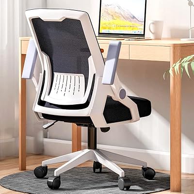Chaise d'ordinateur pour la maison, le bureau et les dortoirs universitaires avec dossier confortable, chaise pivotante pour ascenseur étudiant. Avec plus de 300 000 références au catalogue, DIAYTAR COTE D'IVOIRE est le premier choix pour de nombreux Ivoiriens qui cherchent à acheter en ligne. La boutique propose des produits de qualité à des prix abordables, ce qui lui permet de maintenir sa position de leader sur le marché ivoirien de l'e-commerce. La diversité des produits et les services de qualité offerts contribuent à sa réussite.