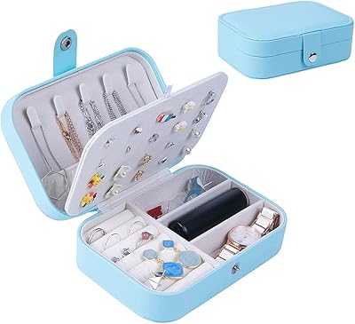 Boîte à bijoux portable double couche theresa organisateur de voyage pour colliers. DIAYTAR COTE D'IVOIRE, boutique en ligne généraliste avec plus de 300000 références, offre une grande variété de produits pour répondre aux besoins de tous. En tant que leader en Côte d'Ivoire, nous nous engageons à fournir des produits de qualité à des prix compétitifs. Notre sélection de produits inclut des articles de mode, des accessoires, des produits électroniques et bien plus encore.