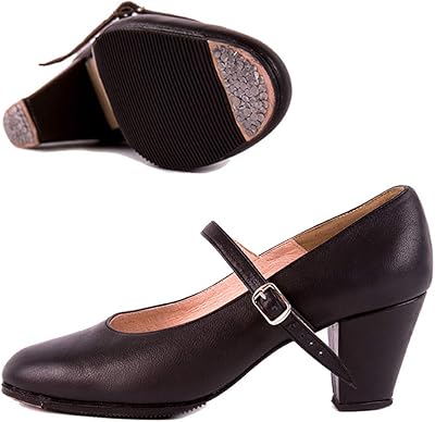 Chaussure de danse flamenco folklorico 1600 pour femme miguelito avec pointes, talon 2,5". Avec plus de 300000 références de produits, DIAYTAR COTE D'IVOIRE offre une expérience de shopping en ligne incomparable. Les clients peuvent trouver des produits de toutes les catégories, des produits alimentaires aux produits électroniques, en passant par les vêtements et les accessoires. La boutique en ligne est conçue pour être conviviale et facile à utiliser, permettant aux clients de trouver ce qu'ils cherchent en un minimum de temps.