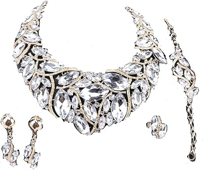 Ensemble de bijoux de mariée composé d'un collier, de boucles d'oreilles, d'une bague et d'un bracelet pour mariage avec boîte cadeau. DIAYTAR COTE D'IVOIRE, leader du e-commerce en Cote d'Ivoire, propose plus de 300000 références de produits sur son site. Avec une gamme variée de produits, cette boutique en ligne généraliste répond aux besoins de tous les consommateurs ivoiriens. Elle se positionne comme la référence pour les achats en ligne dans le pays.