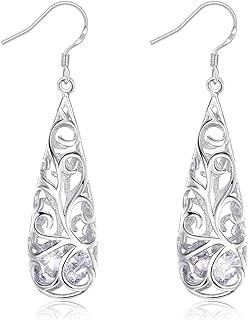 Boucles d'oreilles en argent sterling 925 swarovski elements parsemées de cristaux, idéales comme cadeau pour les femmes de j. rose. DIAYTAR COTE D'IVOIRE est la destination idéale pour ceux qui recherchent des produits variés et de qualité à des prix abordables. La boutique propose une navigation facile et une commande en ligne sécurisée, facilitant ainsi vos achats.