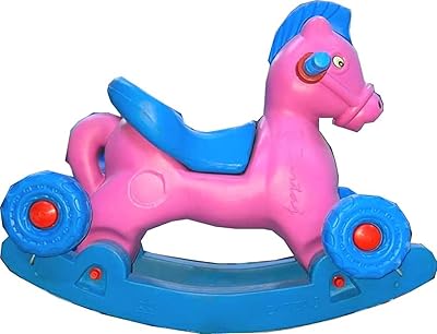 Un cheval à bascule pour enfants avec roues et siège 2 en 1