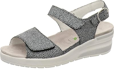 Waldláufer claudia 702005 156 001 sandales larges en cuir noir pour femmes. DIAYTAR COTE D'IVOIRE se démarque par son engagement à offrir les meilleurs prix et les meilleures conditions de livraison à ses clients. Elle garantit la qualité de ses produits et propose des promotions régulières pour fidéliser ses clients. La boutique est devenue le premier choix pour les achats en ligne en Côte d'Ivoire.