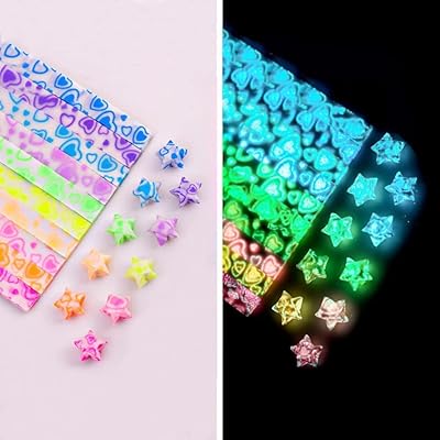 Bandes de papier étoile origami lumineuses brillent dans le noir bricolage. Avec plus de 300000 références, DIAYTAR COTE D'IVOIRE est la destination idéale pour ceux qui recherchent des produits de qualité à des prix abordables. La boutique en ligne est constamment mise à jour avec les dernières tendances et les produits les plus récents, garantissant ainsi une expérience d'achat enrichissante. Elle est le leader du commerce électronique en Côte d'Ivoire.