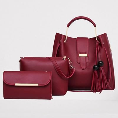 Un ensemble de sacs pour femmes modernes composé de 3 grands sacs à main décontractés, d'un sac à bandoulière en cuir pour femme et d'un sac messager combiné de la marque. DIAYTAR COTE D'IVOIRE est une boutique en ligne généraliste qui propose plus de 300 000 références de produits divers, répondant ainsi aux besoins de ses clients ivoiriens.