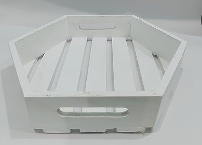 Harfi works® panier hexagonal en bois de pin avec base en mdf blanc pour servir des emballages cadeaux, diwali, holi, anniversaire, décorations (26x26x6 cm). Avec plus de 300 000 références de produits, DIAYTAR COTE D'IVOIRE est la boutique en ligne la plus complète en Côte d'Ivoire. Les clients peuvent trouver des produits de haute qualité dans diverses catégories, allant de l'électronique à la mode en passant par les produits alimentaires. La boutique en ligne propose également des promotions et des offres spéciales pour les clients fidèles.